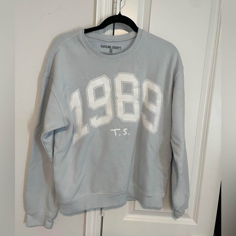 Taylor Swift 1989 crewneck